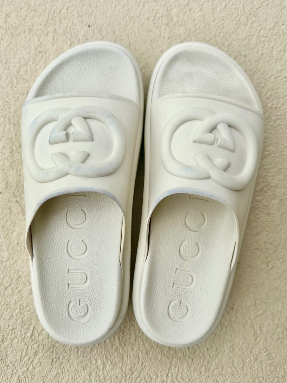 Gucci Interlocking G Logo Platform Rubber Sandals, Size 7.5
